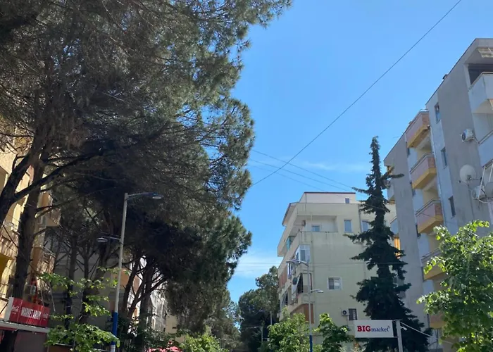 En's Appartement Golem (Tirana)