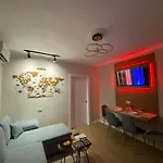 Apartment En's *