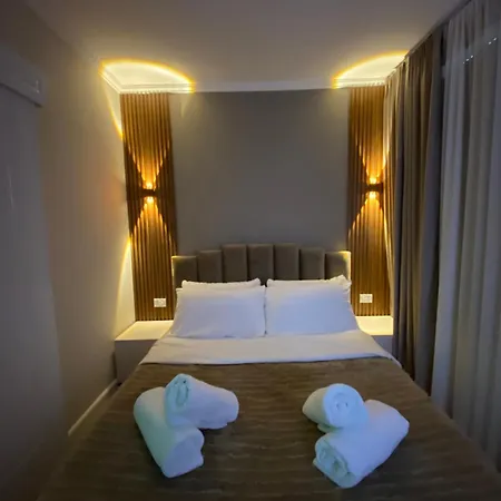Apartment En's Golem (Tirana)